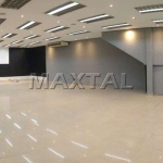 Loja na Dr Zuquim com 300m², toda em porcelanato, com ar condicionado e porta eletrônica.