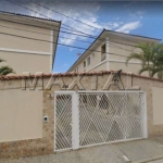 Sobrado de 150m² em condomínio , 3 dormitórios, 1 suíte, 3 banheiros, 2 vagas na Vila Maria Baixa.