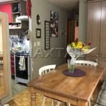 Apartamento com 2 dormitórios, sala, cozinha, varanda, 1 vaga de garagem, na Casa Verde.