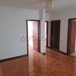 Apartamento em Santana, 70m², com 2 dormitórios, sala, cozinha e 2 banheiros.