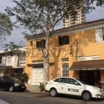 Prédio comercial e residencial à venda na Casa Verde, 450 m², 4 apartamentos e 3 lojas.