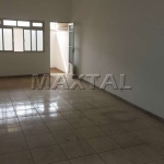 Sala comercial na Avenida Imirim com 40m², toda em piso frio, banheiro, área de serviço coberta.