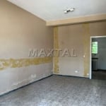 Casa com 100m², 2 dormitórios, 2 salas, 2 banheiros, 3 vagas, próximo ao Metrô estação Santana.