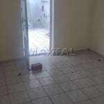 Apartamento de 02 dormitórios,1 banheiro,1 sala.1 cozinha, 500 metros ,sem vaga