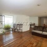 Cobertura à venda, Jardim Paulista, 260m² com 4 dormitórios, lareira, churrasqueira e 2 vagas.