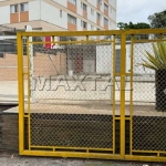 Locação de área comercial com 200m², com 2 banheiros, em Santana Junto à Av. Braz Leme.