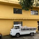 Galpão comercial na Vila Amália. Contendo 10 salas, 4 banheiros e 6 vagas de garagem.