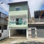 Casa 10m², 3dormitórios, 2suítes, 2banheiros, lavabo, sala, cozinha, área de serviço, sacada, 3 vaga