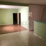 Casa comercial em Santana para locação com 400m², com 3 dormitórios, 2 banheiros e 3 vagas.