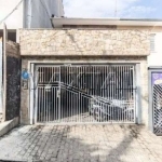 Sobrado com 4 quartos, 1 suíte, 3 banheiros, 2 vagas de garagem, com 205m²