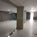 Casa em Santana com 500m², 6 salas, vão livre, 2 andares e 4 banheiros.