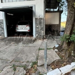 Galpão de esquina para locação na Água Fria na Rua Florinéia com 150m², mezanino e 1 banheiro.