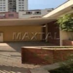 Casa térrea de condomínio 190m² à venda no Tucuruvi, 3 dormitórios, 3 banheiros, 3 vagas e quintal.