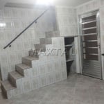 Casa para locação na Vila Guilherme de 2 quartos 1 suíte e 1 vaga. Tem mais 2 casas no terreno.