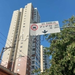 Apartamento à venda Lapa com 64m², 1 dormitório, 1 suíte, sala varanda gourmet, 2 vagas.