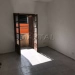 Apartamento de 64m². 2 dormitórios, sala, cozinha grande e varanda. Na Avenida Ataliba Leonel.