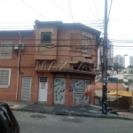 Casa para locação em Santana de 2 dormitórios, sem vaga em excelente rua, sobreloja.