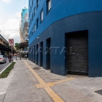 Loja de esquina com 75 m² e 2 banheiros para locação, na Vila Buarque, Santa Cecilia.