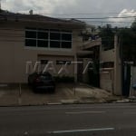 Casa comercial para locação na Avenida Brás Leme, de 660,78 m².  Com 14 salas e 4 vagas.