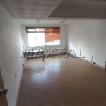 Sala comercial em Santana com 30m², ao lado das Casas Bahia da Voluntários .