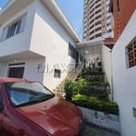 Casa à Venda em Guarulhos de 122m², com  2 dormitórios e uma vaga.