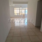 Apartamento, primeiro e segundo andar,  112m² 3 dormitórios, sala, copa, cozinha, e banheiro.