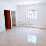 Studio para alugar com 1 dormitório, sala e banheiro, na Vila Ayrosa, 50m².