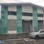 Galpão amplo comercial em Santana para locação, com 500m² e um banheiro.