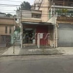 Casa no Mandaqui contendo um dormitório, sala, cozinha, banheiro e lavanderia. Bem localizada.