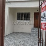 Sobrado em Santana, residencial de 2 dormitórios, 2 banheiros e 1 vaga. Próximo ao Quartel da Cpor.