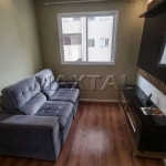 Apartamento com 45m², 2 dormitórios, mobiliado, sala, cozinha, banheiro, área de serviço e 1 vaga.