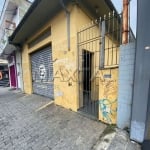 Terreno à venda com casa antiga, de 200m², com 3 quartos e 2 banheiros, na Parada Inglesa.