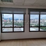 Sala comercial  na Barra Funda, de 60 m², andar alto, 2 vagas, próximo ao Fórum e  Metrô.