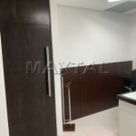 Conjunto comercial, 40m², mobiliado, com 2 salas, copa cozinha e 1 vaga