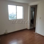 Apartamento para locação Horto de 50m², com 2 dormitórios e uma vaga de garagem.