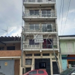 Apartamento, 70m² com 2 dormitórios,  sala com sacada, cozinha, banheiro na Av. Imirim.