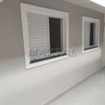 Apartamento de 40m² 2 dormitórios, 1 sala, 1 cozinha, 1 banheiro e lavanderia compartilhada.