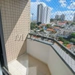 Apartamento com 3 dormitórios,  suítes, sala, cozinha, 3 banheiros, sacada e duas vagas de garagem.