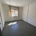 Apartamento na Vila Tupi!OPORTUNIDADE