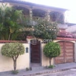 Casa com 4 dormitórios à venda, 200 m² por R$ 650.000,00 - Porto Novo - São Gonçalo/RJ