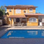 Casa com 3 dormitórios à venda, 285 m² por R$ 830.000,00 - Piratininga - Niterói/RJ