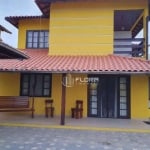 Casa com 4 dormitórios à venda, 215 m² por R$ 850.000 - Itapeba - Maricá/RJ