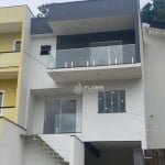 Casa com 3 dormitórios à venda, 150 m² por R$ 650.000,00 - Piratininga - Niterói/RJ