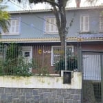 Casa com 4 quartos à venda na Rua Guaraum, 112, Vila Assunção, Porto Alegre