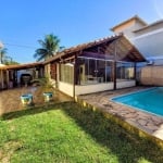 Casa com 3 quartos, piscina e churrasqueira pertinho do centro à venda, 160 m² por R$ 500.000 - Centro - Maricá/RJ