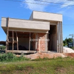 Casa com 3 quartos, sendo 1 suíte, em Condomínio Fechado,  à venda, 100 m² por R$ 600.000 - Maricá/RJ