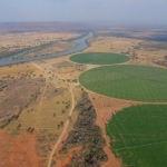 FAZENDA DE DUPLA APTIDÃO COM 440 ALQUEIRES COM IRRIGAÇÃO EM BURITIZEIRO-MG