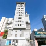 Apartamento com 1 dormitório para alugar, 32 m² por R$ 1.966,35/mês - Centro - Curitiba/PR