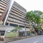 Apartamento com 3 dormitórios para alugar, 78 m² por R$ 3.890,61/mês - Centro - Curitiba/PR