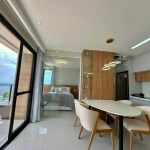 Apartamento debruçado sobre o mar da Barra